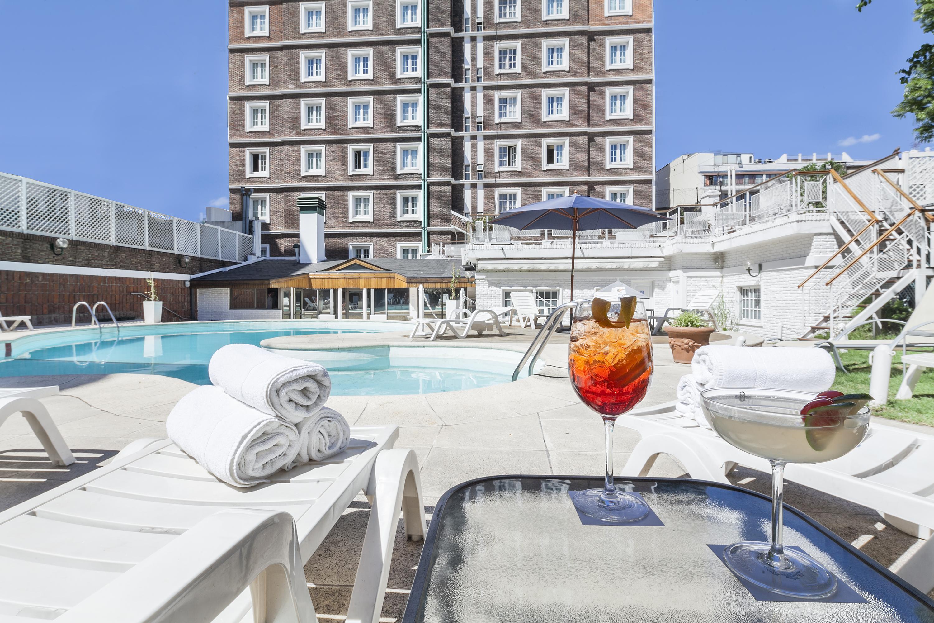 Claridge Hotel Μπουένος Άιρες Εξωτερικό φωτογραφία The hotel's rooftop pool
