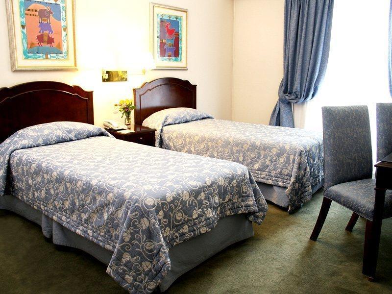 Claridge Hotel Μπουένος Άιρες Εξωτερικό φωτογραφία A typical room at the hotel